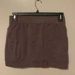 Short skirt, dark gray/brown ish color